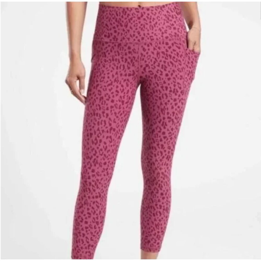 Athleta Salutation Stash Pocket 7/8 Legging Pink Leopard Print Size Medium Tall